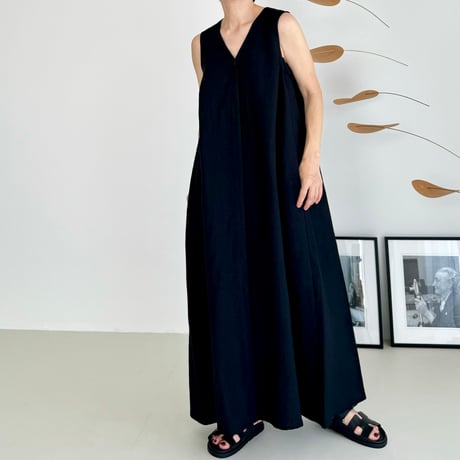 EUROPEAN FRENCH LINEN NUDON V DRESS