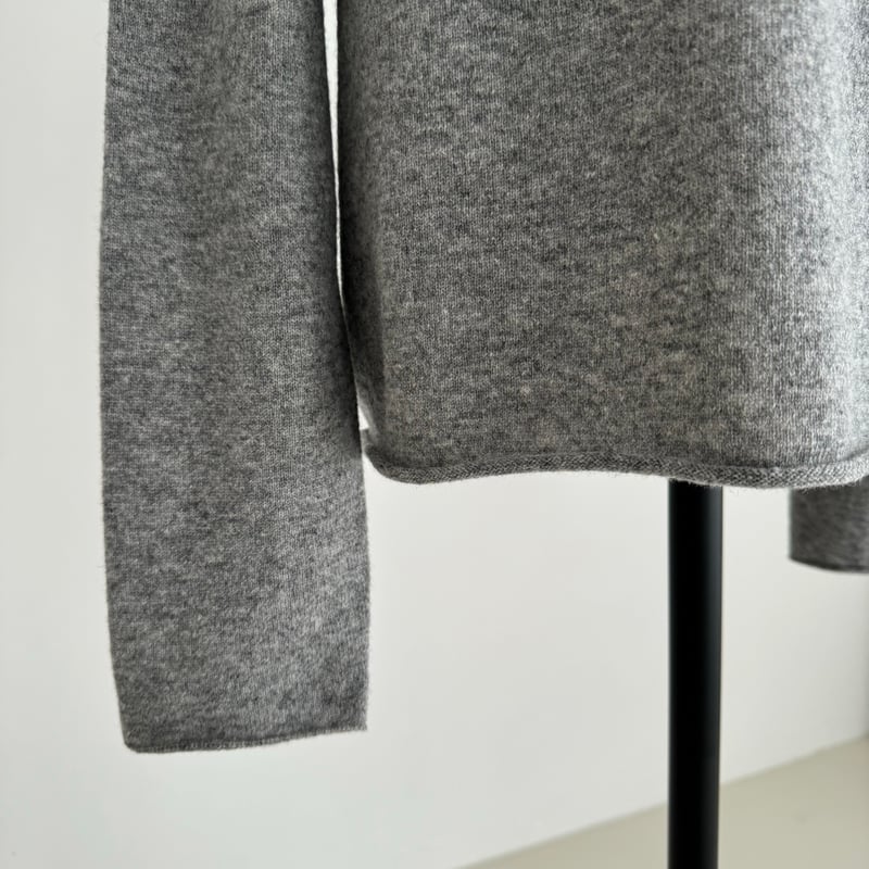 SUPER EXTRA FINE LAMB'S WOOL T-SHIRT HOLE KNIT/ SUPER EXTRA FINE LAMB'S WOOL T-SHIRT HOLE KNIT/