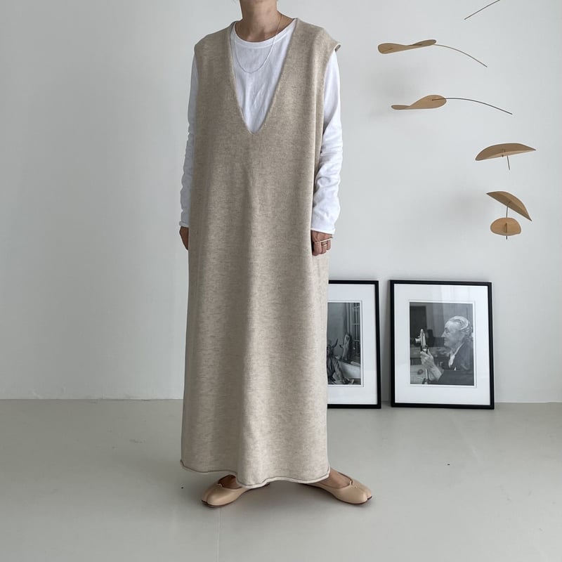 argue MERINO WOOL VAREUSE VEST DRESS