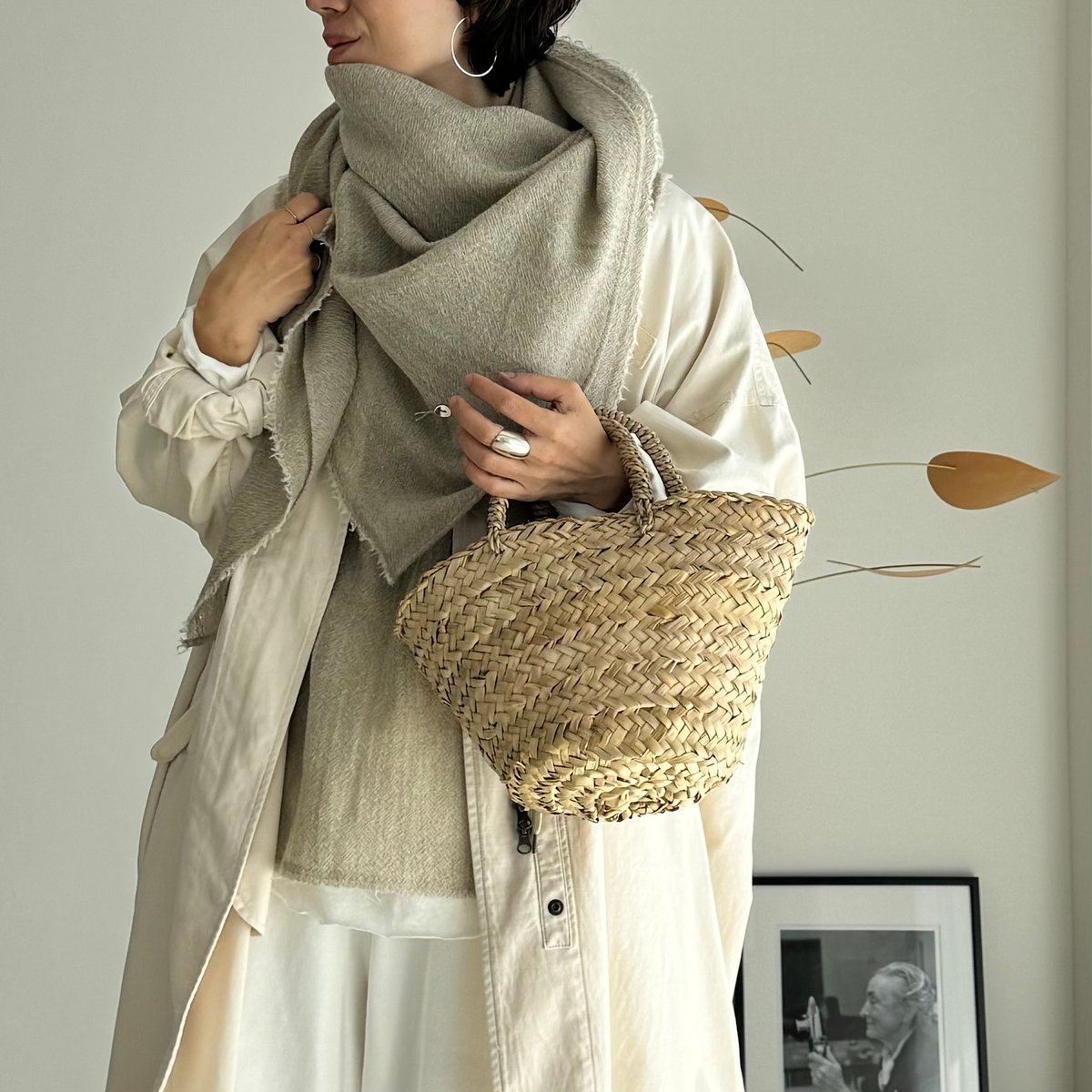 argue 23AW SQUARE WOOL GAUZE STOLE 説明必読 argue 23AW SQUARE WOOL GAUZE STOLE 説明必読