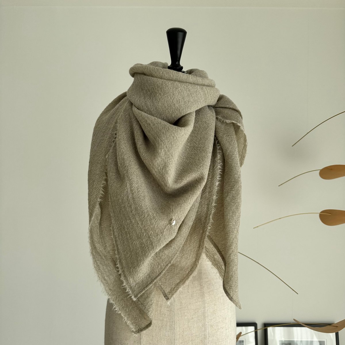 argue 23AW SQUARE WOOL GAUZE STOLE 説明必読