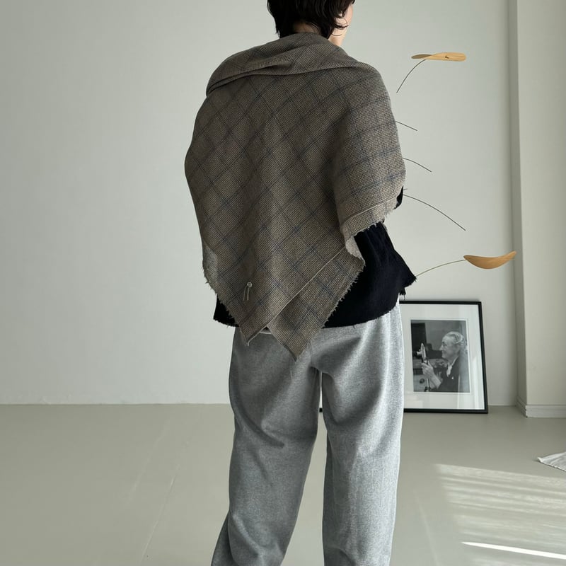 argue ストール　SQUARE WOOL GAUZE STOLE NAVY argue ストール SQUARE WOOL GAUZE STOLE NAVY argue ストール