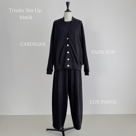 Trinity set up / black