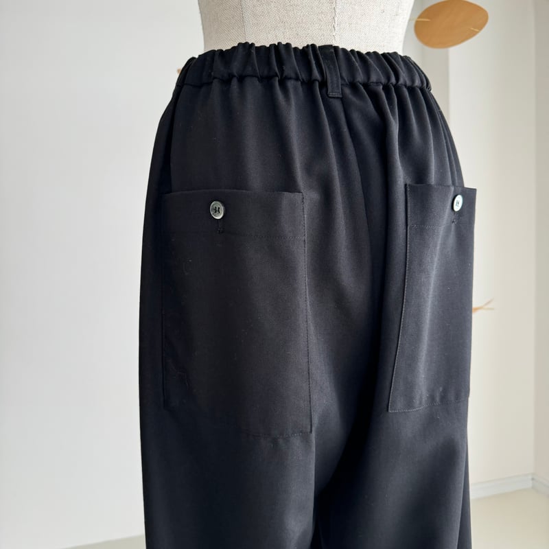 WOOL WIDE TUCK PANTS/BLACK | ARGUE WOOL WIDE TUCK PANTS/BLACK | ARGUE