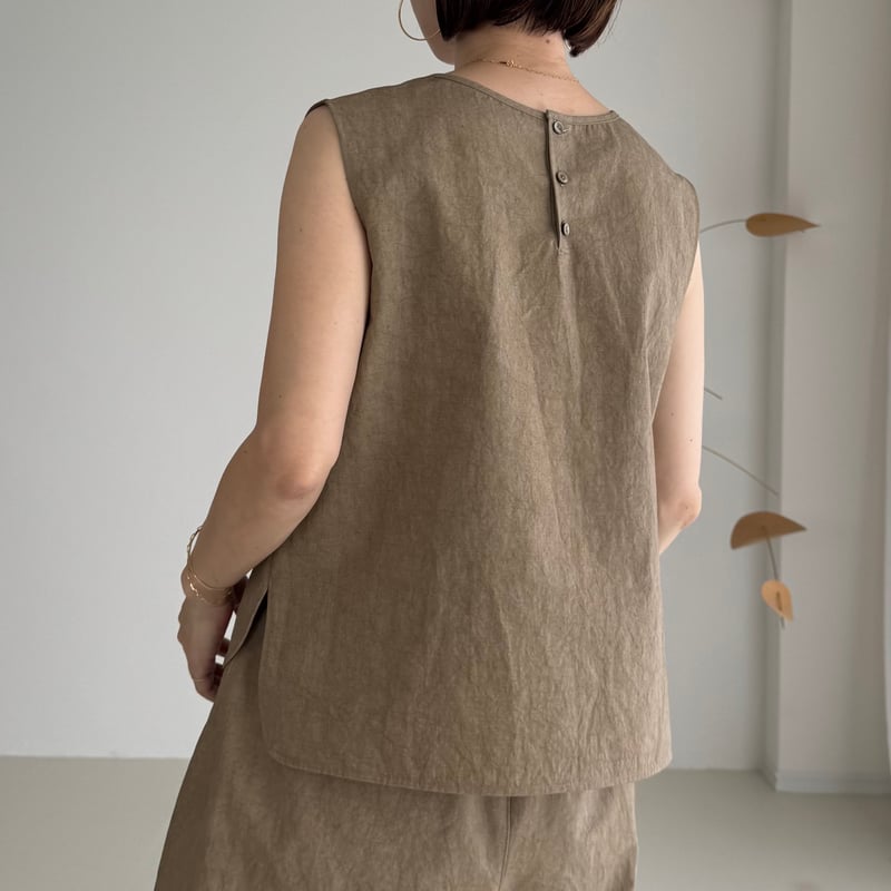 BUFFY VINTAGE SLEEVELESS BLOUSE/DARK CAMEL | ARGUE