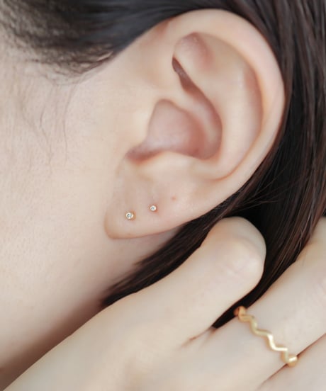 DOT Diamond  pierce 15 -K18-