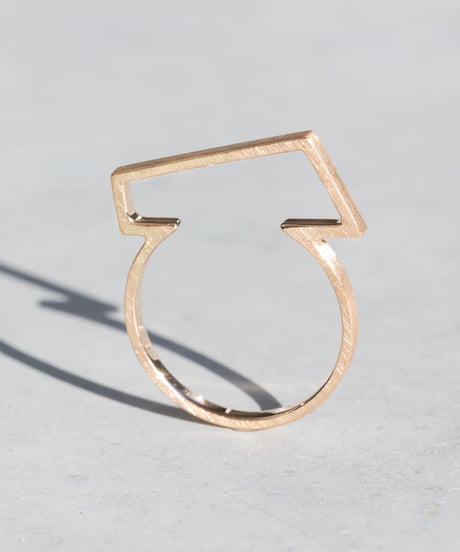 OUTLINE trapezoid ring -K14-