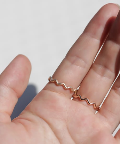 UNE ring -K10YG-