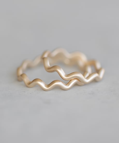 UNE ring -K10YG-
