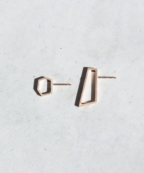 OUTLINE trapezoid pierce S -K14-