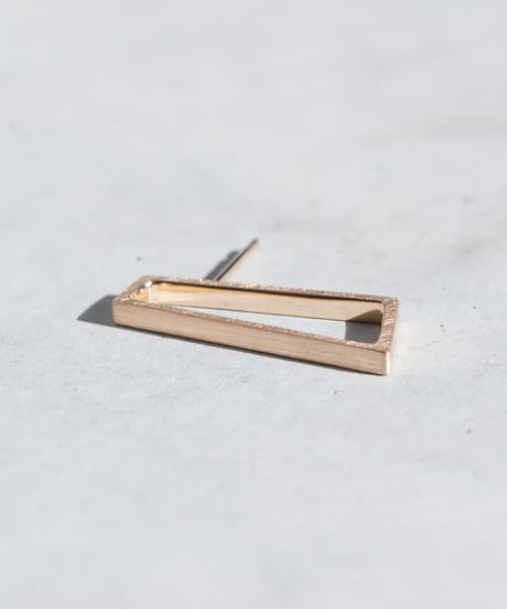 OUTLINE trapezoid pierce S -K14-