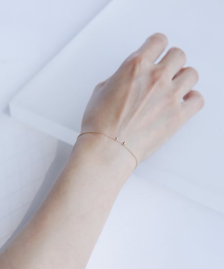 DOT Diamond bracelet 1