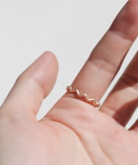 UNE ring -K10YG-
