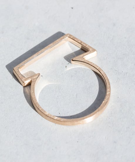 OUTLINE trapezoid ring -K14-