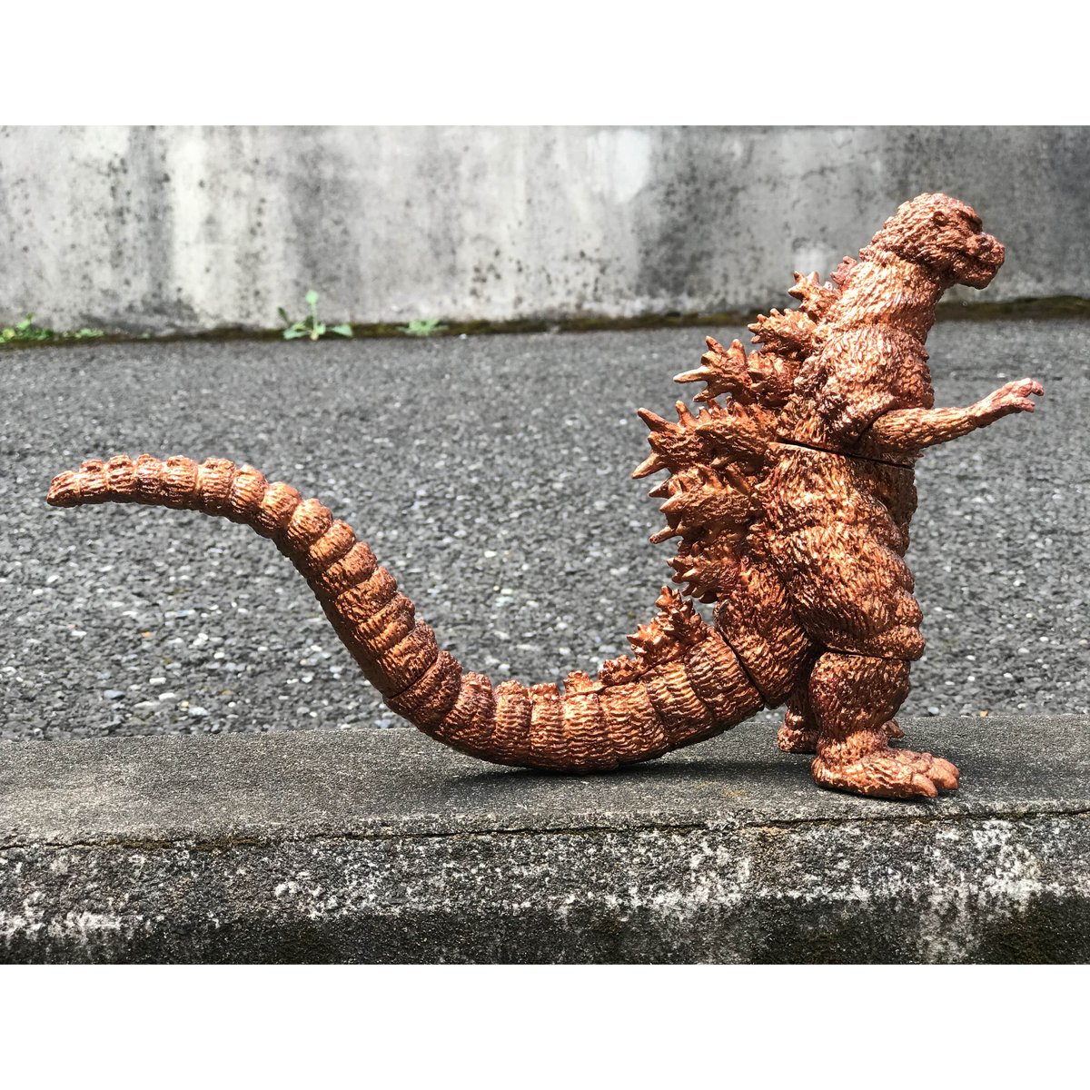 ソフビキット　ゴジラ(1955) 限定銅像カラーVer. ゴジラ1955 1/250 ソフビキット復刻版【KD002002-01:4571587311354】