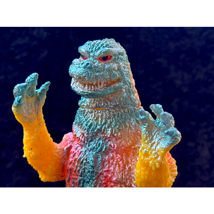 ニセゴジラソフビキット イエロー（黄色） | DREAMPLANETJAPAN INC.