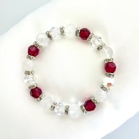 月の女神の導き – 愛と豊かさを照らす光 –