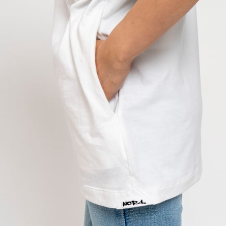 NORAs T-SHIRTS 　　BECAUSE IT`S THERE.　P