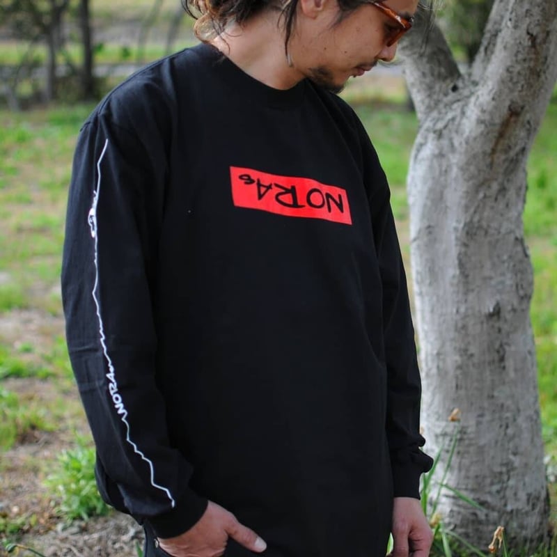 NORAs　ロンT-SHIRTS BECAUSE IT`S THERE. 黒 NORAs T−SHIRTS ロンT-SHIRTS | NORAs