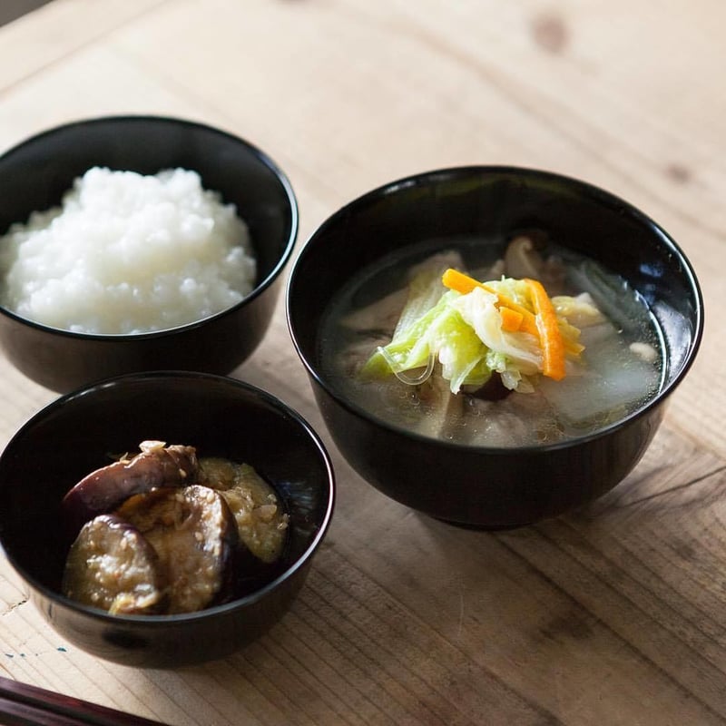 現在受注期間外【とつきとおか受注】めぐる・水平（花塗り：黒）＜単品