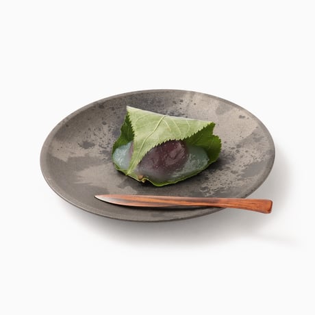 めぐる小皿（17cm）・四分一
