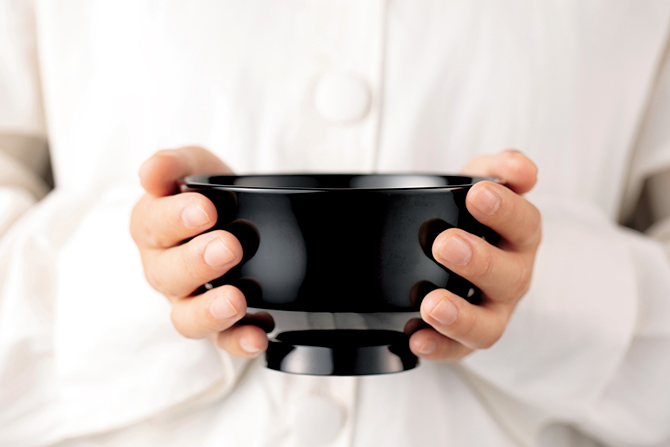 漆器　めぐる　三つ組椀 三つ組椀＜水平＞と＜日月＞ | 漆器「めぐる」公式サイト
