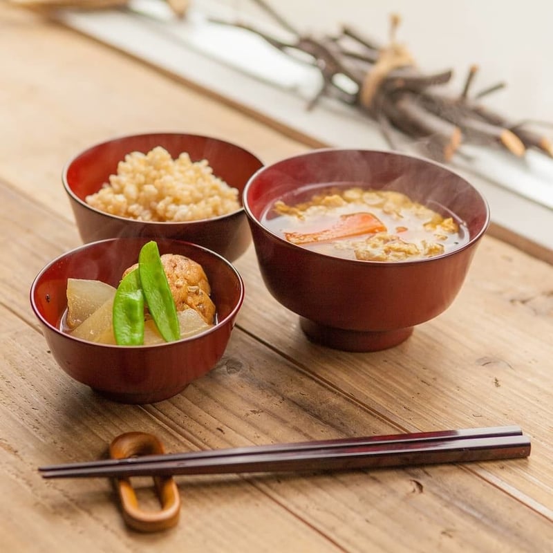 漆器 収納箱 会津塗　赤い花 デザイン　亀仙製 小箱 ハイビスカス 朱 木製 漆塗り 12-12408 漆器の井助