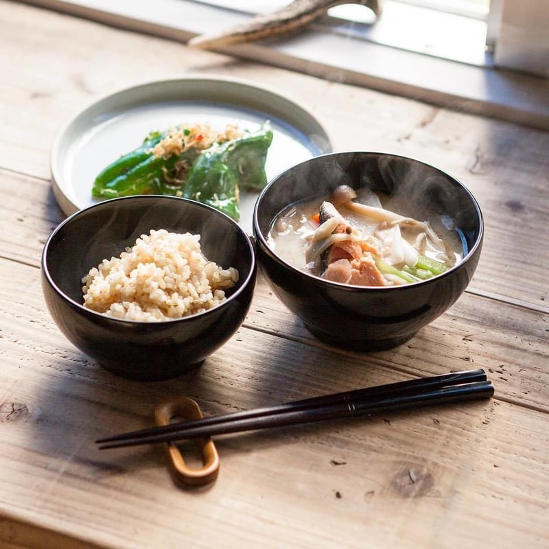 NHK-World記念 特別早期受付】めぐる・日月（花塗り：黒溜）＜三つ組