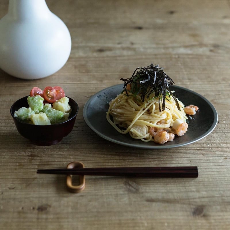 めぐる中皿（21cm）・四分一 -満月- | 漆器「めぐる／めぶく」公式