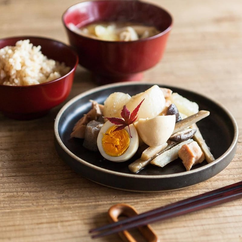 現在受注期間外【とつきとおか受注】めぐる・水平 （花塗り：赤