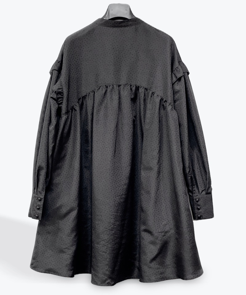 新品タグ付き】coel♡シャーリングジャガードワンピース36 鬱陶しい