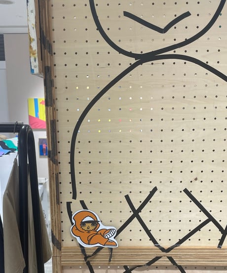 ZECS×LIVERARY "GOROGORO" MAGNET Original Orange