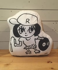 らりーちゃんのクッション