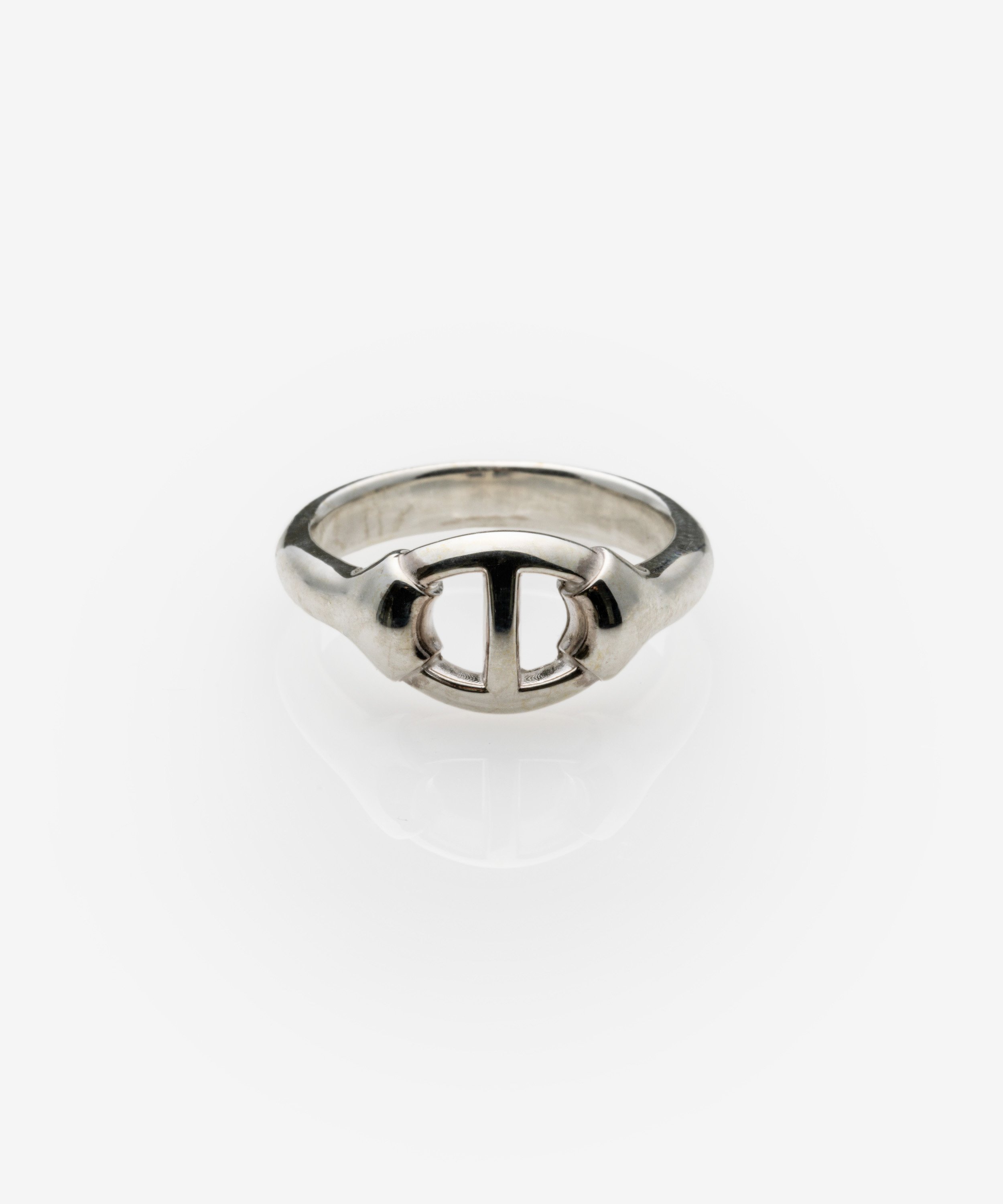 OX JEWELRy Classic Center Anchor Chain Ring | M