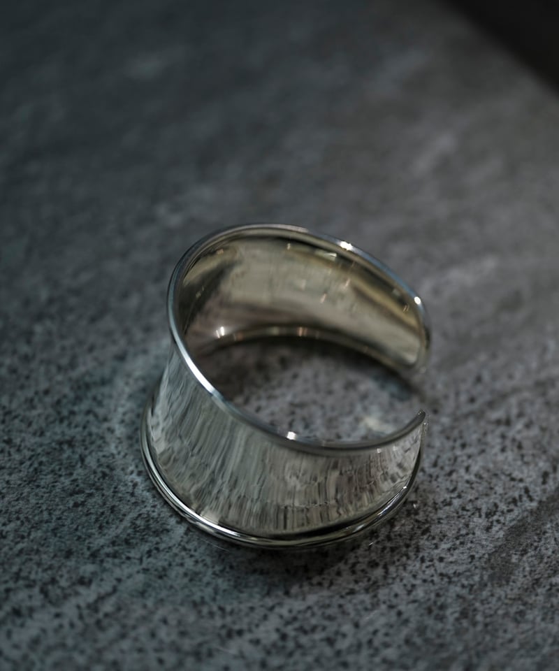 OX JEWELRY High-End SILVER CURVE BANGLE | MB -t OX JEWELRY High-End SILVER CURVE BANGLE | MB -t