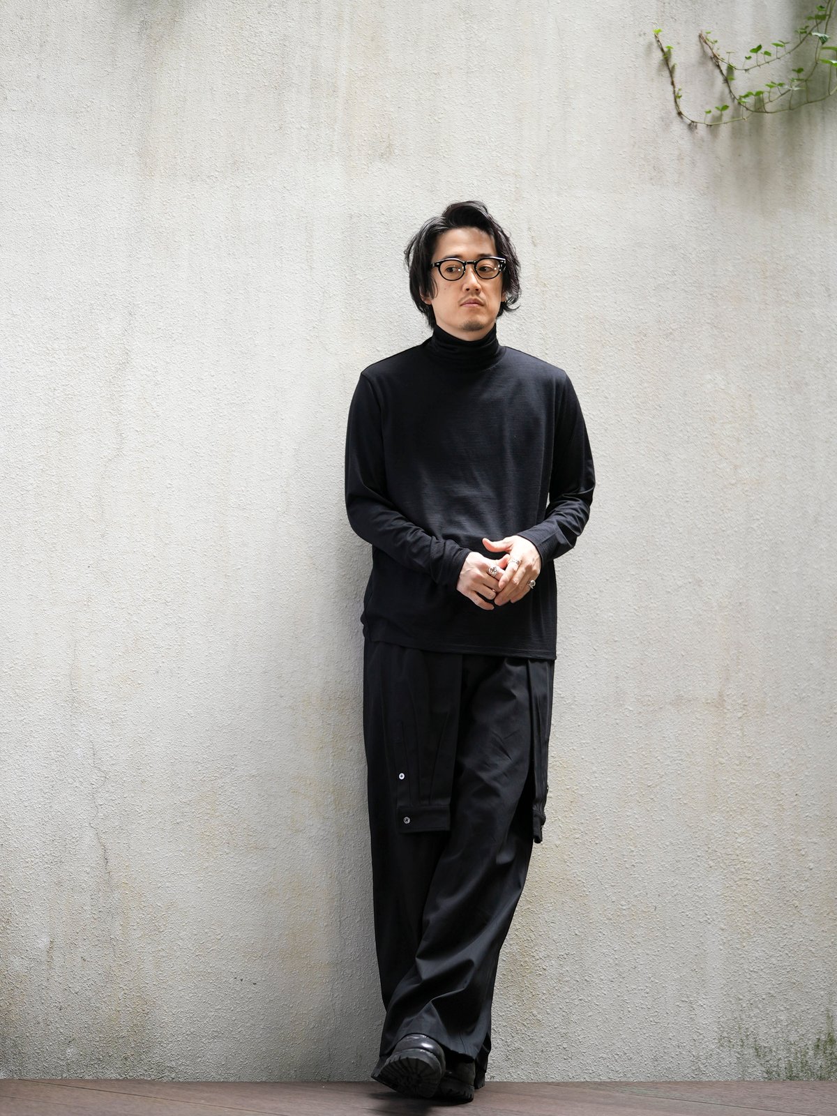 MBハイエンド尾州ウールニットカットソー Vネック MBハイエンド尾州ウールニットカットソー Vネック 冬ニットの傑作が