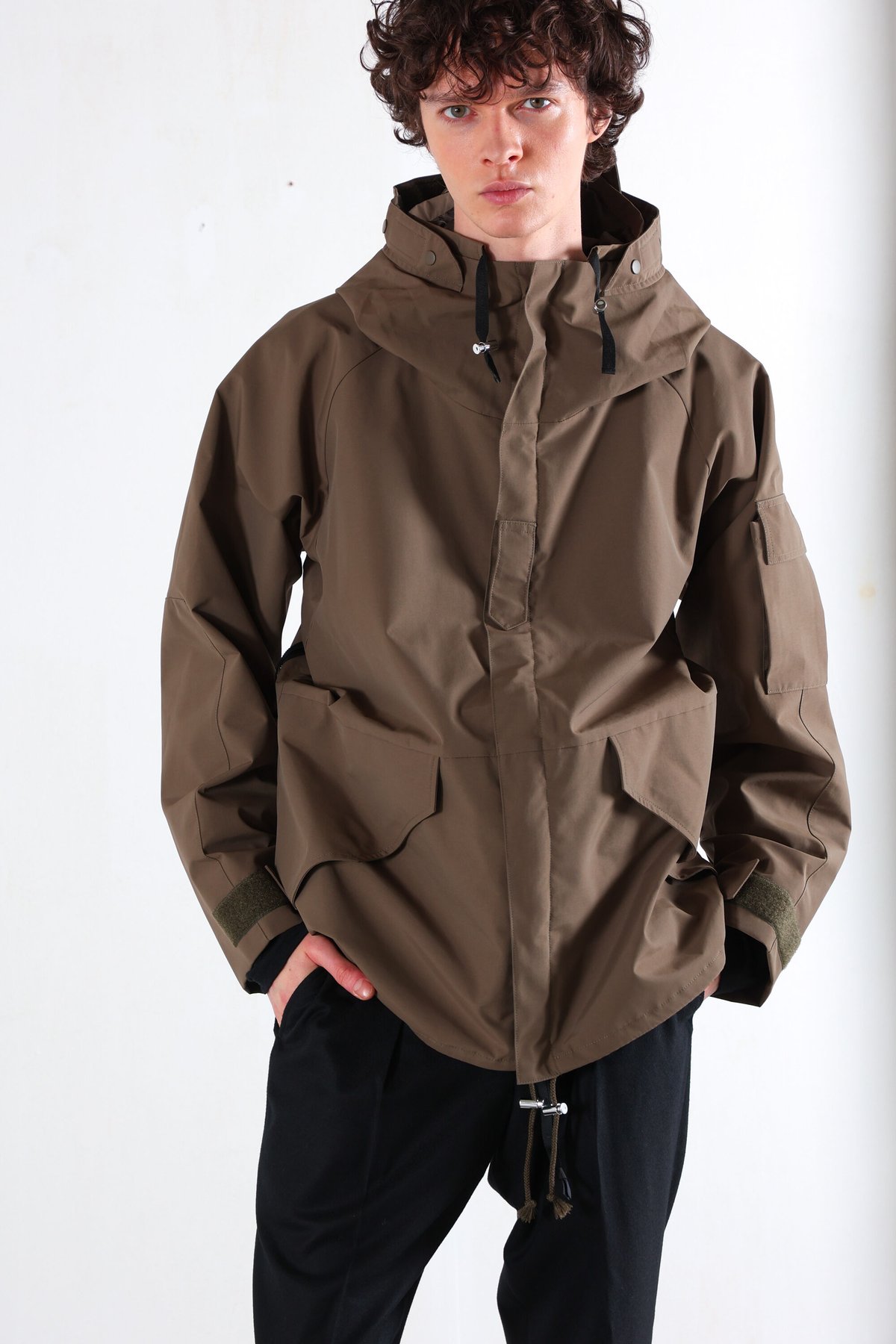 マウンテンパーカーMBハイエンドECWCS(エクワックス) by ALPHA INDUSTRIES