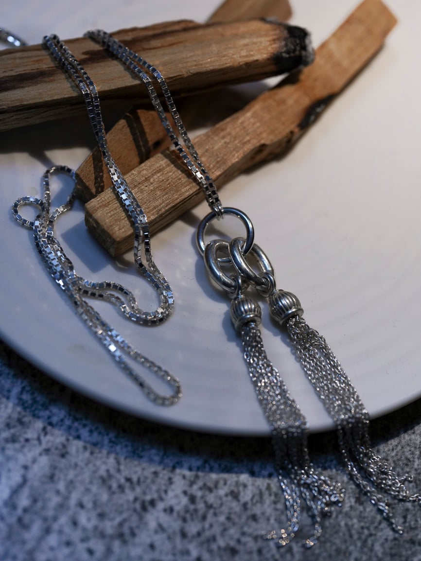 OX JEWELRY High-End SILVER CLASSIC TASSEL NECKL OX JEWELRY High-End SILVER CLASSIC TASSEL NECKL