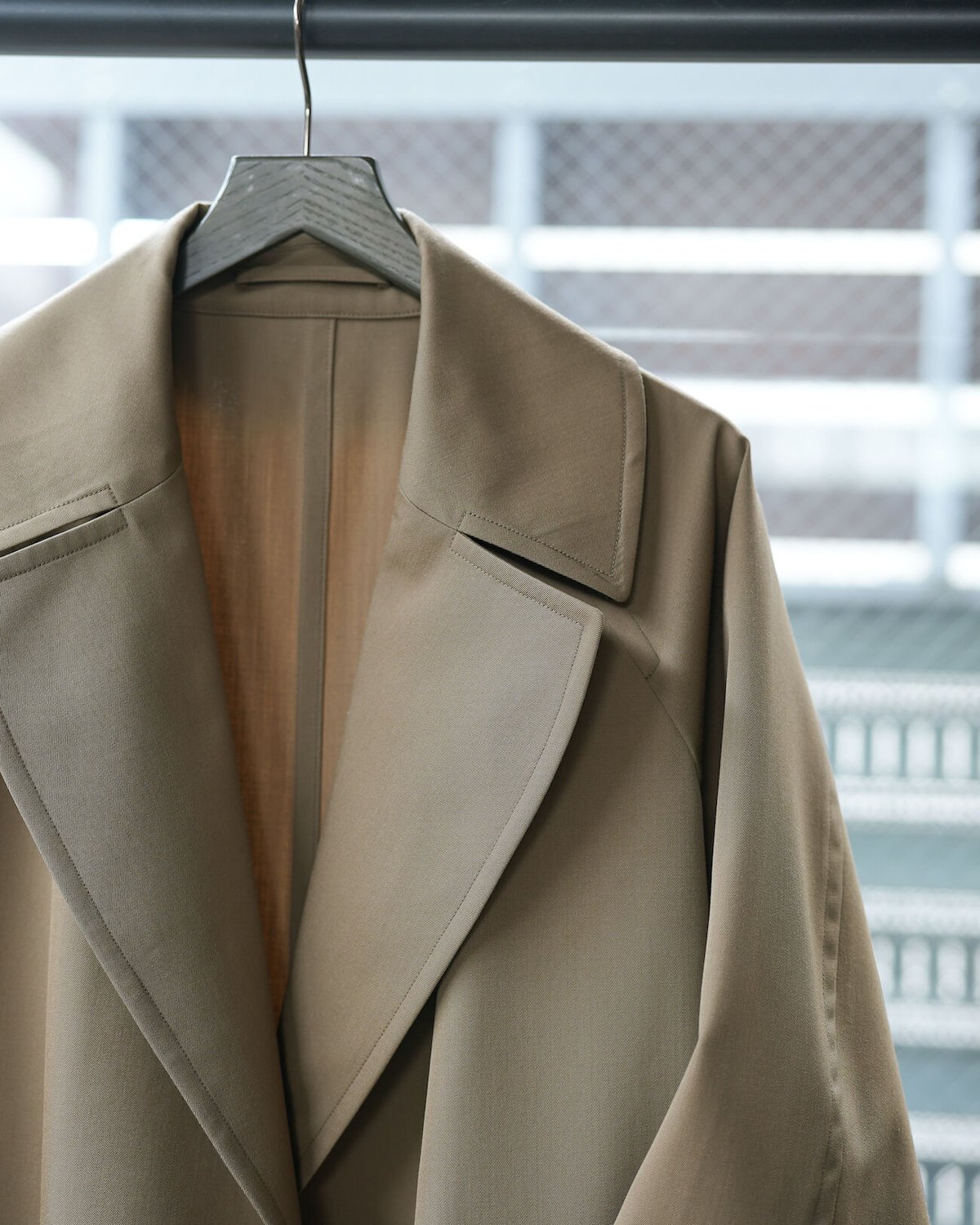 10/19アーカイブ発売】MBハイエンド尾州ウールタイロッケン