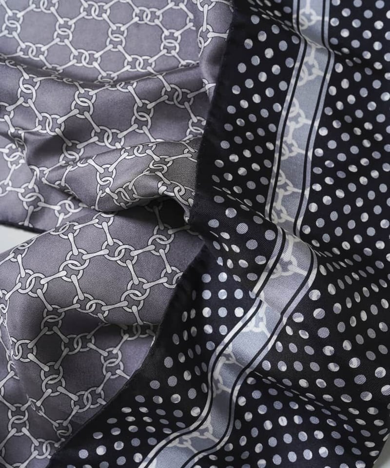 OX JEWELRY High-End Silk Scarf | MB -there is a OX JEWELRY High-End Silk Scarf | MB -there is a