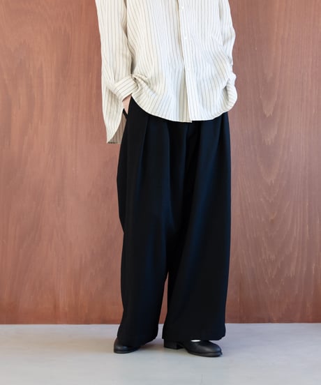 MB ULTIMATE尾州/近江晒ウール  ワイドスラックス