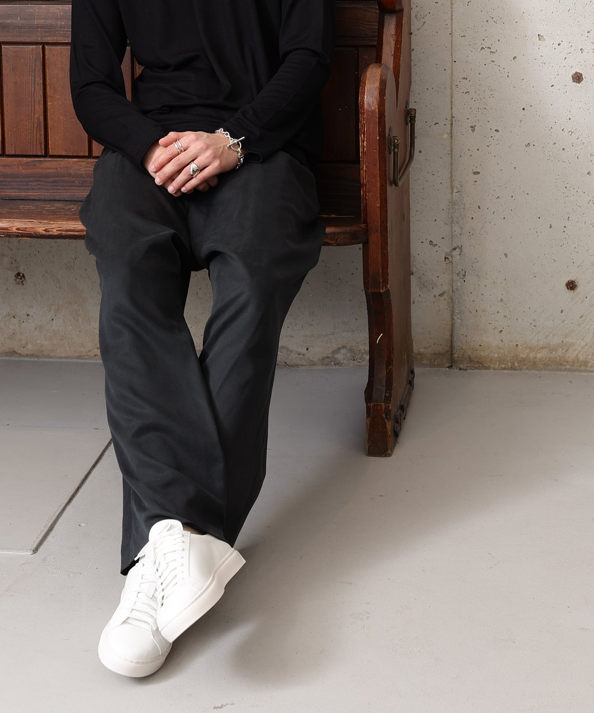 MB ULTIMATE FABRIC パーマネントコートスニーカー VIBRAM and AN MB ULTIMATE FABRIC パーマネントコートスニーカー VIBRAM and AN
