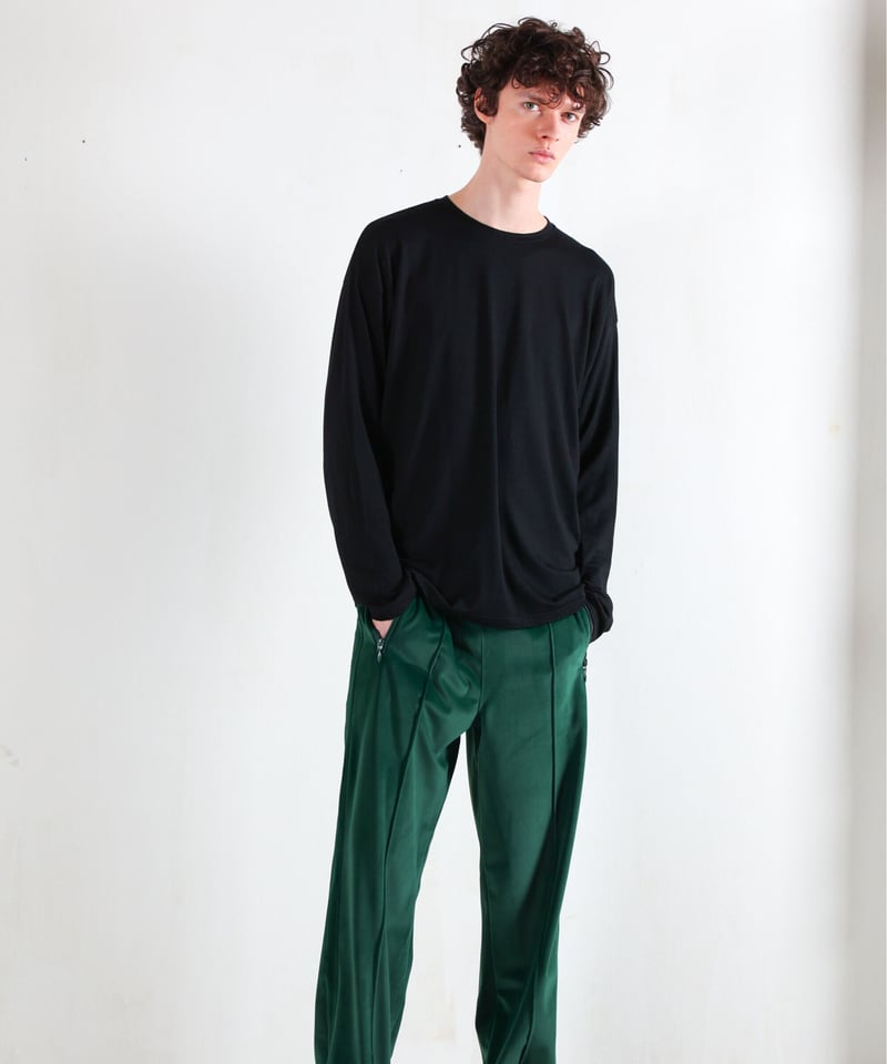 MBアイテム　尾州ウール Vネック長袖カットソー 黒　新品　Mサイズ　非売品 MBハイエンド尾州ウール・クルーネック | MB -there is a reason