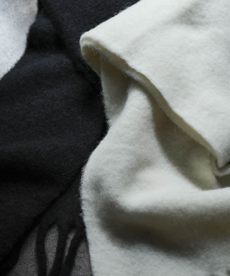 MB ULTIMATE FABRIC アルパカロングマフラーブラック MB ULTIMATE FABRIC アルパカロングマフラー Fabric by Italy