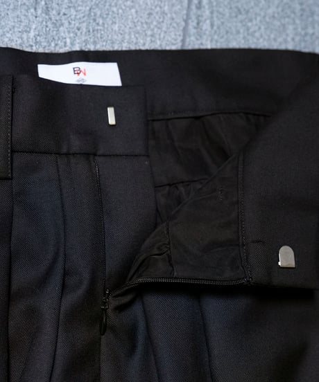 【LINE限定ゲリラ販売】MB LIMITED ハイエンド尾州ウール サルエルパンツ
