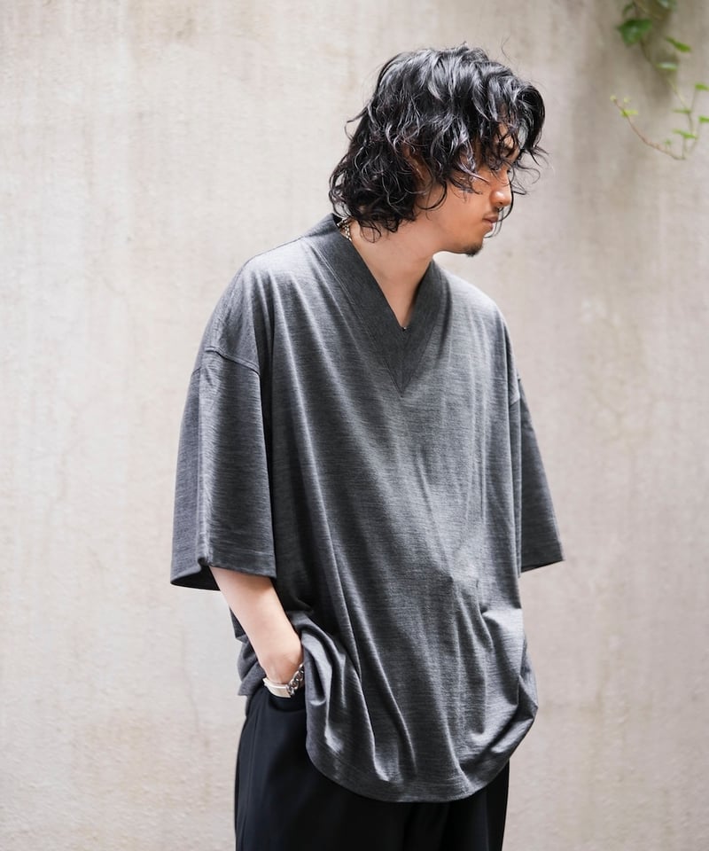 【非売品】MBハイエンド　尾州ウールカットソーVネック 1/18発売】MBハイエンド尾州ウールTシャツ ビッグVネックプルオーバー