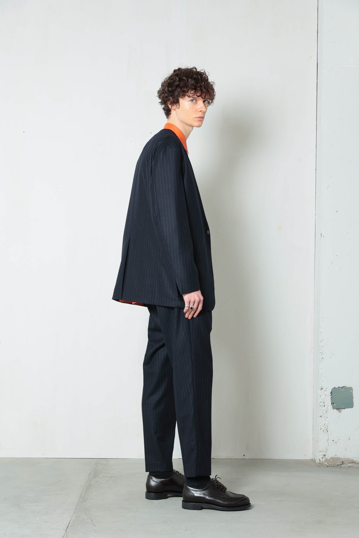 MBハイエンド尾州ウール クラシックノーカラージャケット | MB -there