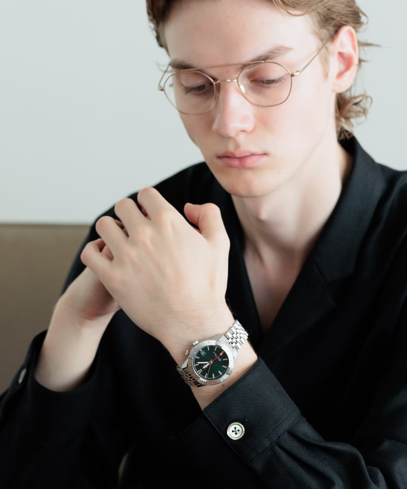 MB ULTIMATE FABRIC ハイブリッドメカニカルウォッチ GMT | MB -th