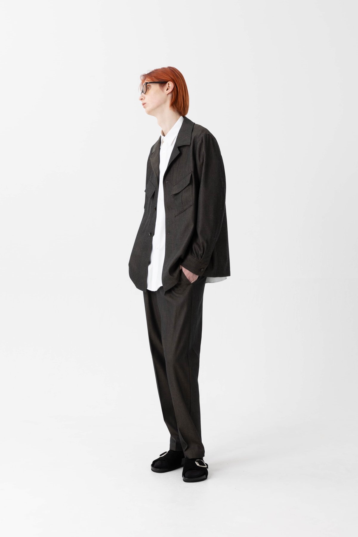 期間限定30％OFF! MBハイエンド尾州ウールスリムスラックス（フルレングス） r a is -there MB | パンツ