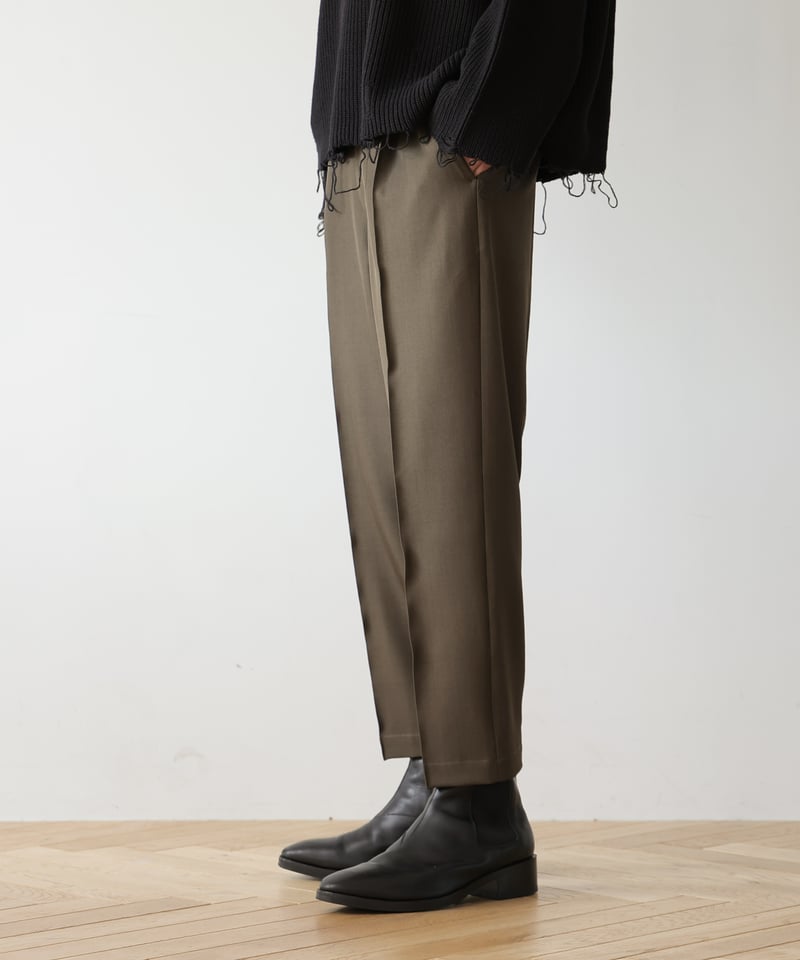 MB STANDARD テーパードスラックス | MB -there is a reason